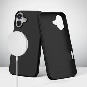 Insignia Silicone Case with MagSafe for iPhone 16 Black Open Box